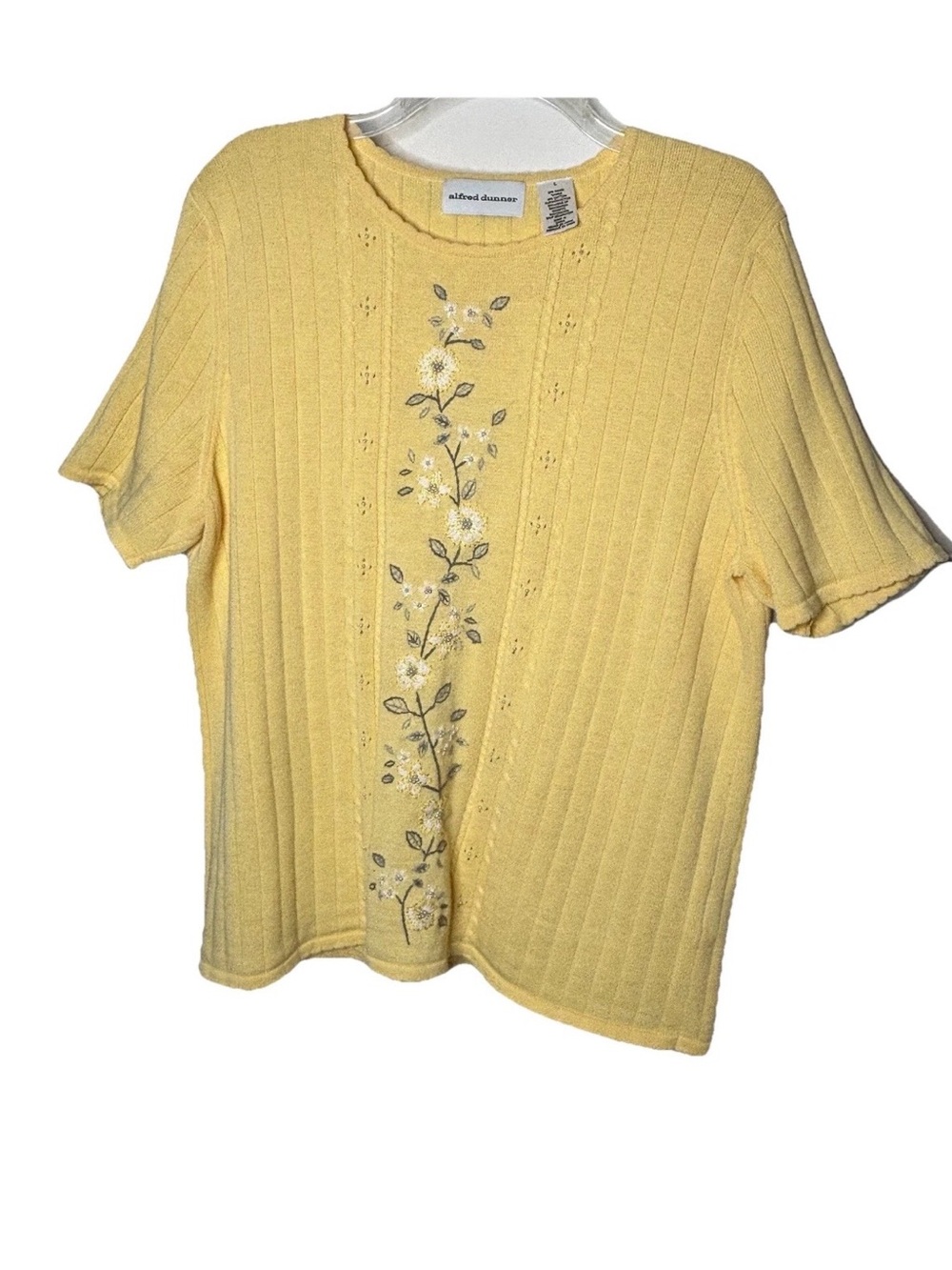 Alfred dunner Yellow Short-Sleeve Floral Knit Top Size large travel Cottage Core
